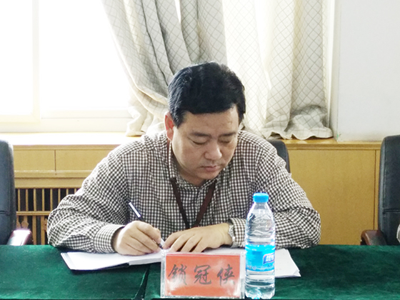 3 副院长锁冠侠宣读学院“联系联班”实施方案