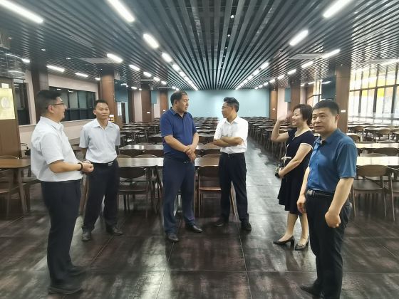 7 在海南政法学院考察学习