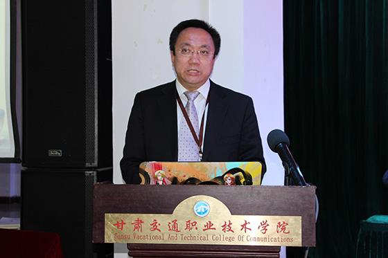 5 副院长王运周介绍学院“十三五”教育事业发展规划