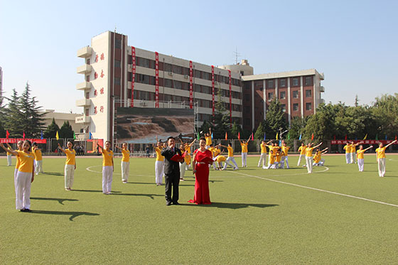 14诗朗诵——一路同行