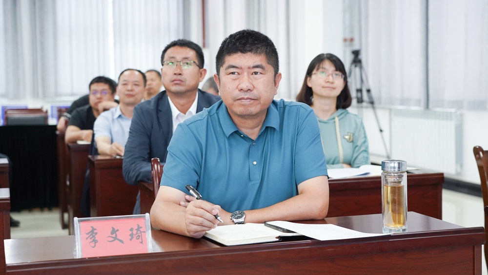 您的位置:>首页>/要闻动态>/学院新闻>/正文>1000_563