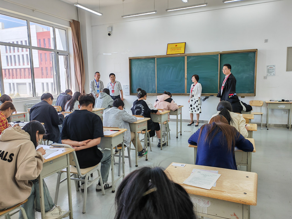 四级考试.jpg