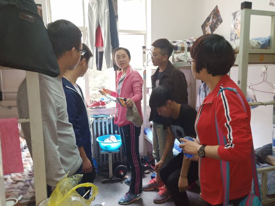 8、杨海晖